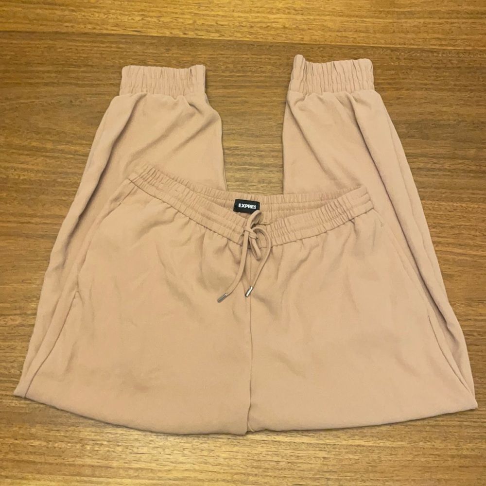 Express ankle high rise pants